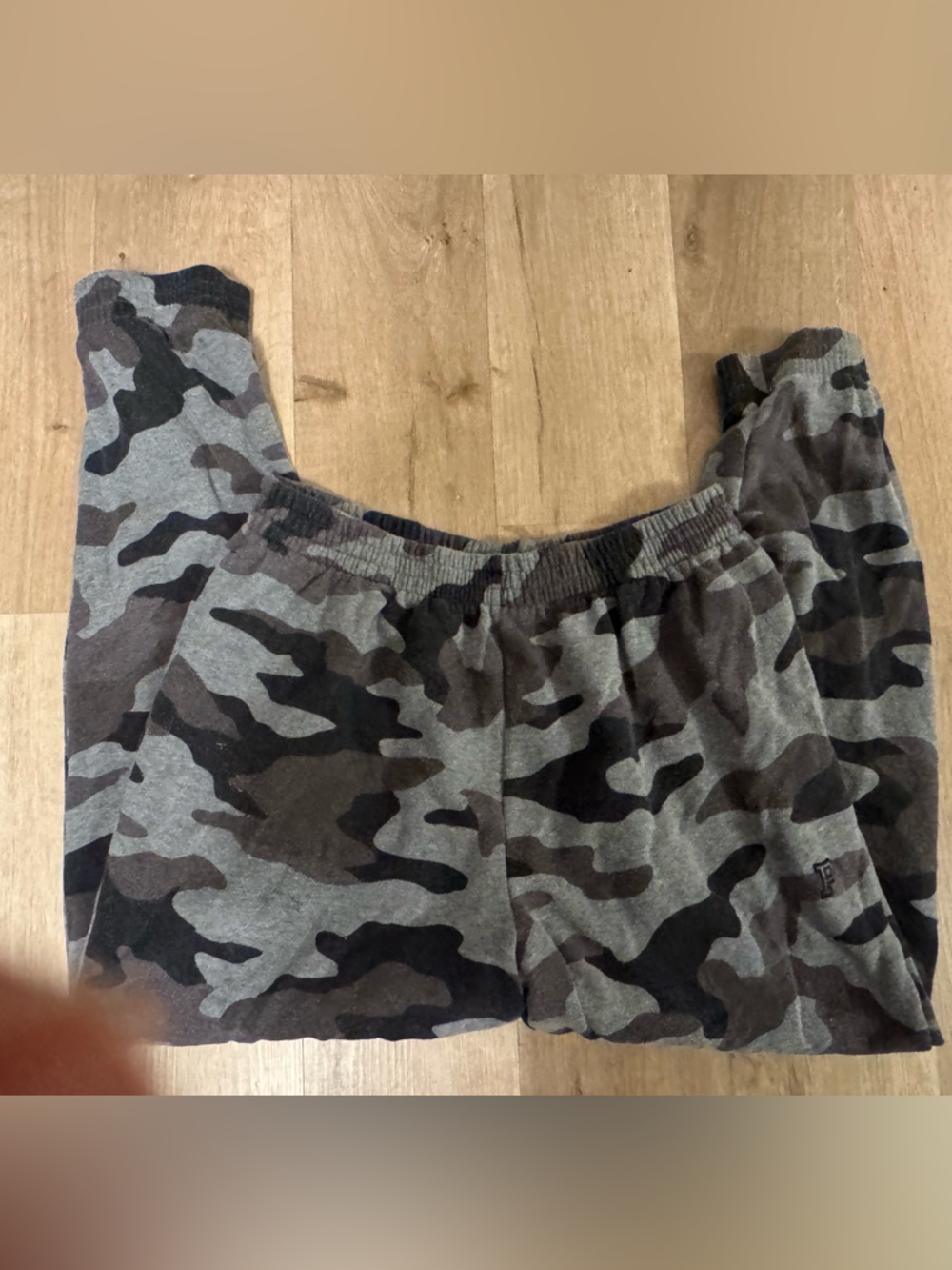 PINK Victoria's Secret Camo joggers large  - Gray & Black